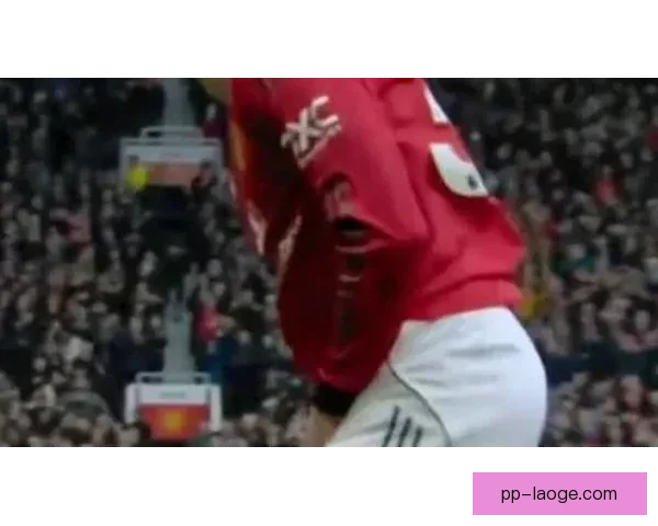 伊萨克森突破拉齐奥右路展现惊人速度与技巧助攻队友奋勇前进