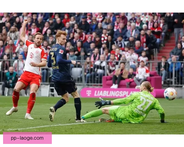 凯恩德甲客场上演帽子戏法单骑碾压多特蒙德